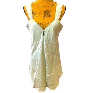 Womens Vintage Kathryn Silver with Lite Green Tint Chemise/ Sleepwear